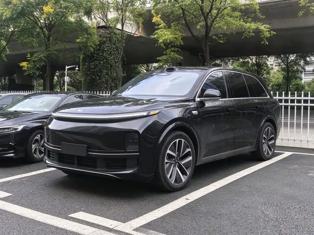 2024 Li Auto L8