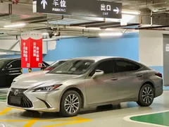 2023 Lexus ES 200 Excellence — фото 1