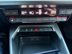 2022 Audi A3L Limousine 35 TFSI Fashion Sport, зелёный — фото 23