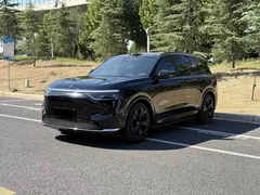 2025 Aito M8 EV Max+ 6-Seat Long Range 192-line Lidar, чёрный — фото 2