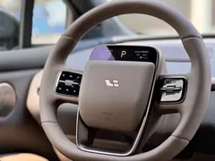 2026 Li Auto i6 2WD Standard — фото 15
