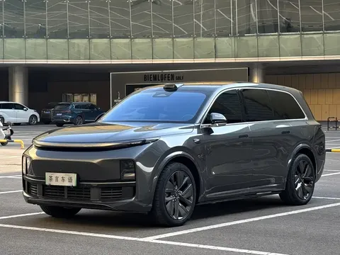 2022 Li Auto L9 Max