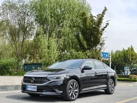 2022 Volkswagen Passat 330TSI Premium