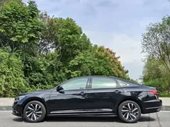 2022 Volkswagen Passat 330TSI Premium, чёрный — фото 3