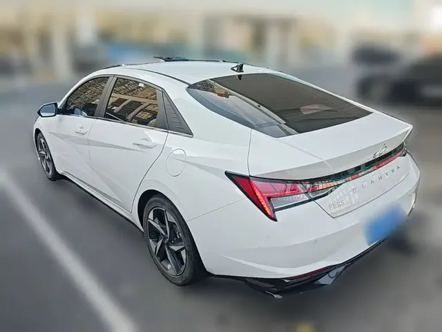 2022 Hyundai Elantra 1.5L CVT GLX Elite