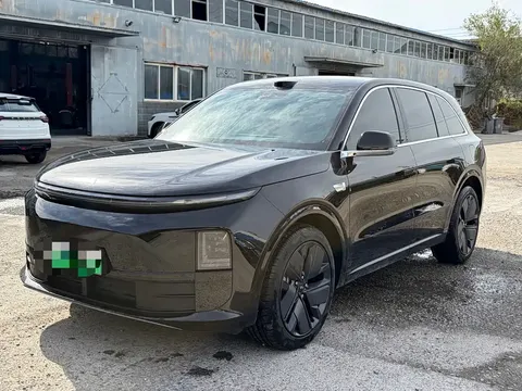 2025 Li Auto L6