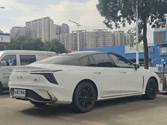 2023 Hongqi H6 2.0T, белый — фото 14