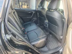 2022 Toyota RAV4 2.0L CVT 2WD Fashion, чёрный — фото 20