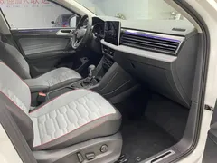 2023 Volkswagen Tiguan L X 330TSI 2WD Premium Flagship, белый — фото 16