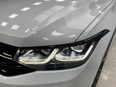 2023 Volkswagen Tiguan L X 330TSI 2WD Premium Flagship, белый — фото 24