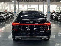 2022 Volkswagen Passat 330TSI Premium, чёрный — фото 8