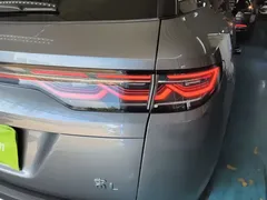 2024 BYD Song L PHEV 112km Leading — фото 8