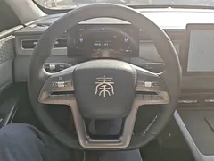 2025 BYD Qin PLUS DM-i PHEV Smart Driving 128km Advance, белый — фото 11