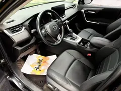 2023 Toyota Wildlander 2.0L CVT 2WD Luxury Plus, чёрный — фото 4