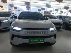 2024 Leapmotor C11 EREV 300 Premium — фото 3