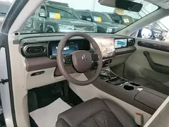 2024 Leapmotor C11 EREV 300 Premium — фото 10