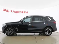 2022 BMW X5 30Li Premium M Sport Package, чёрный — фото 4