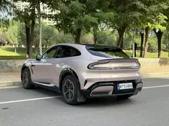 2025 Xiaomi YU7 RWD Long Range — фото 7
