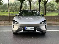 2025 Xiaomi YU7 RWD Long Range — фото 2