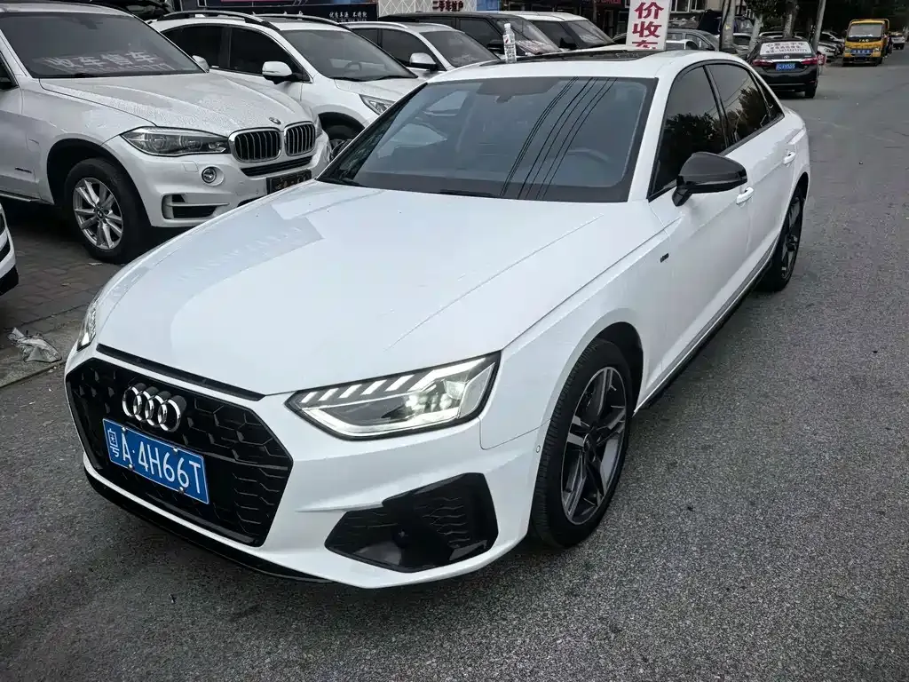 2022 Audi A4L 40 TFSI Luxury Sport