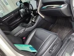 2020 Toyota Vellfire Hybrid 2.5L HV Luxury, белый — фото 8