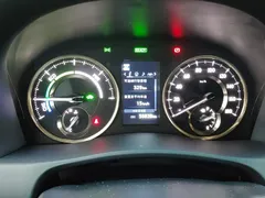 2020 Toyota Vellfire Hybrid 2.5L HV Luxury, белый — фото 14