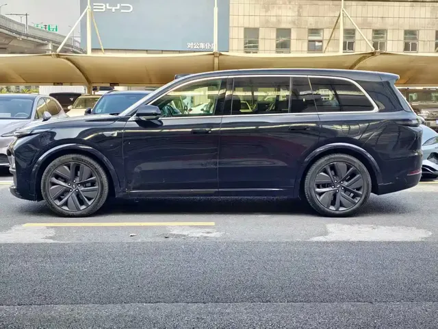 2022 Li Auto L9 Max