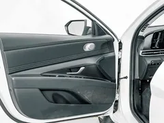 2022 Hyundai Elantra 1.5L CVT GLX Elite, белый — фото 15