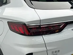 2021 BYD Song PLUS DM-i PHEV 51km Premium, белый — фото 11