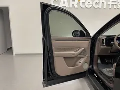 2025 Aito M8 EV Max+ 6-seat 4WD 192-line LiDAR, чёрный — фото 12