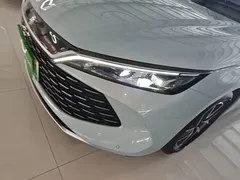 2024 BYD Qin L PHEV 80km Exceed, синий — фото 24