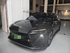 2024 Nio ET5T 75kWh Touring, чёрный — фото 1