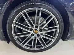 2023 Porsche Panamera 2.9T Platinum Edition, чёрный — фото 3
