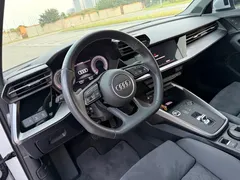 2022 Audi A3 Sportback 35 TFSI Luxury Sport, белый — фото 6