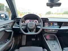 2022 Audi A3 Sportback 35 TFSI Luxury Sport, белый — фото 8