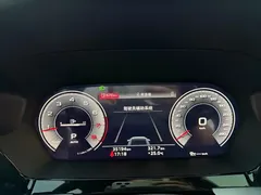 2022 Audi A3 Sportback 35 TFSI Luxury Sport, белый — фото 10