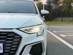 2022 Audi A3 Sportback 35 TFSI Luxury Sport, белый — фото 23