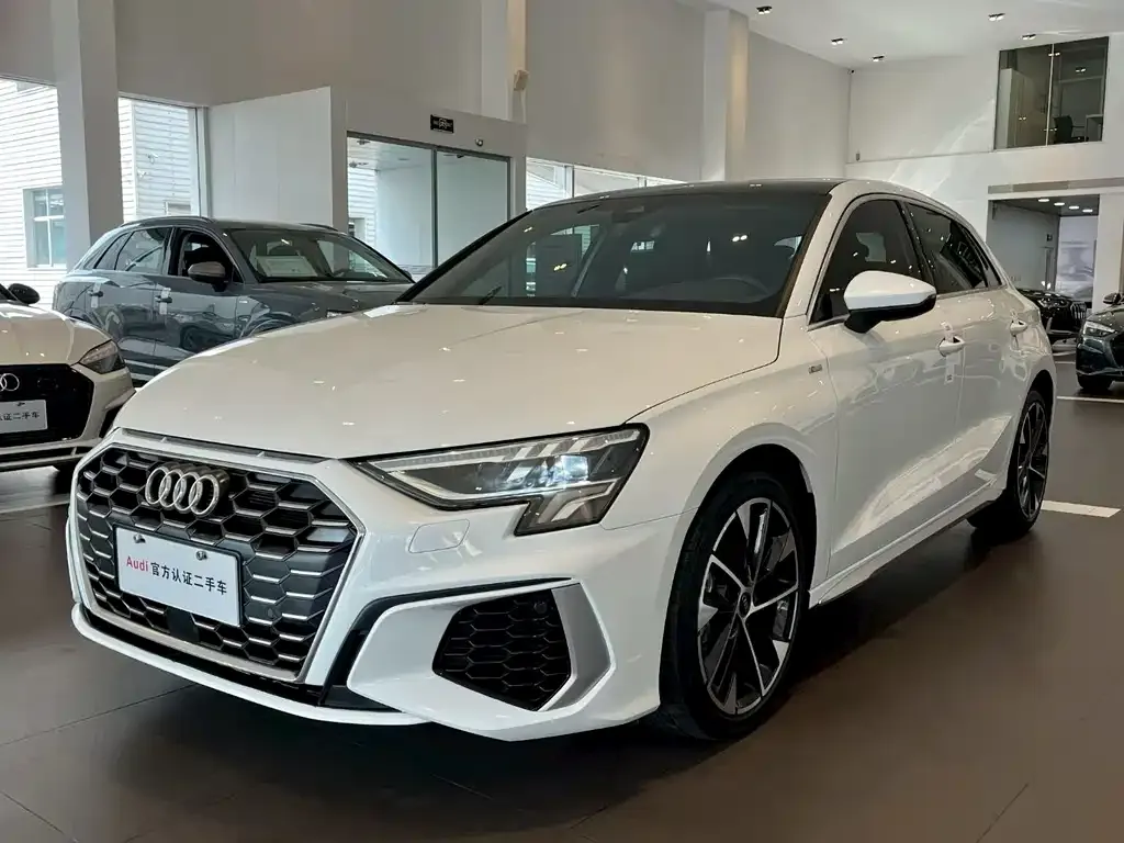 2022 Audi A3 Sportback 35 TFSI Fashion Sport