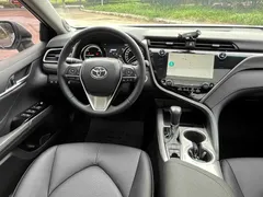 2019 Toyota Camry Hybrid 2.5HG Luxury, белый — фото 10