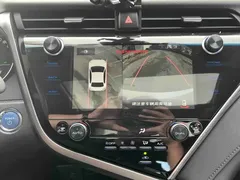 2019 Toyota Camry Hybrid 2.5HG Luxury, белый — фото 12