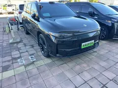 2026 Leapmotor C16 EREV 200 Premium 6-seat, чёрный — фото 3