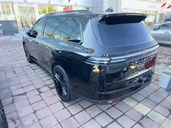 2026 Leapmotor C16 EREV 200 Premium 6-seat, чёрный — фото 4