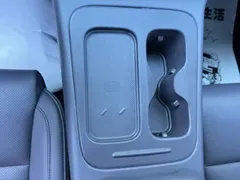 2026 Leapmotor C16 EREV 200 Premium 6-seat, чёрный — фото 10