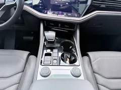 2021 Volkswagen Touareg 3.0TSI Black Sport Package, чёрный — фото 9