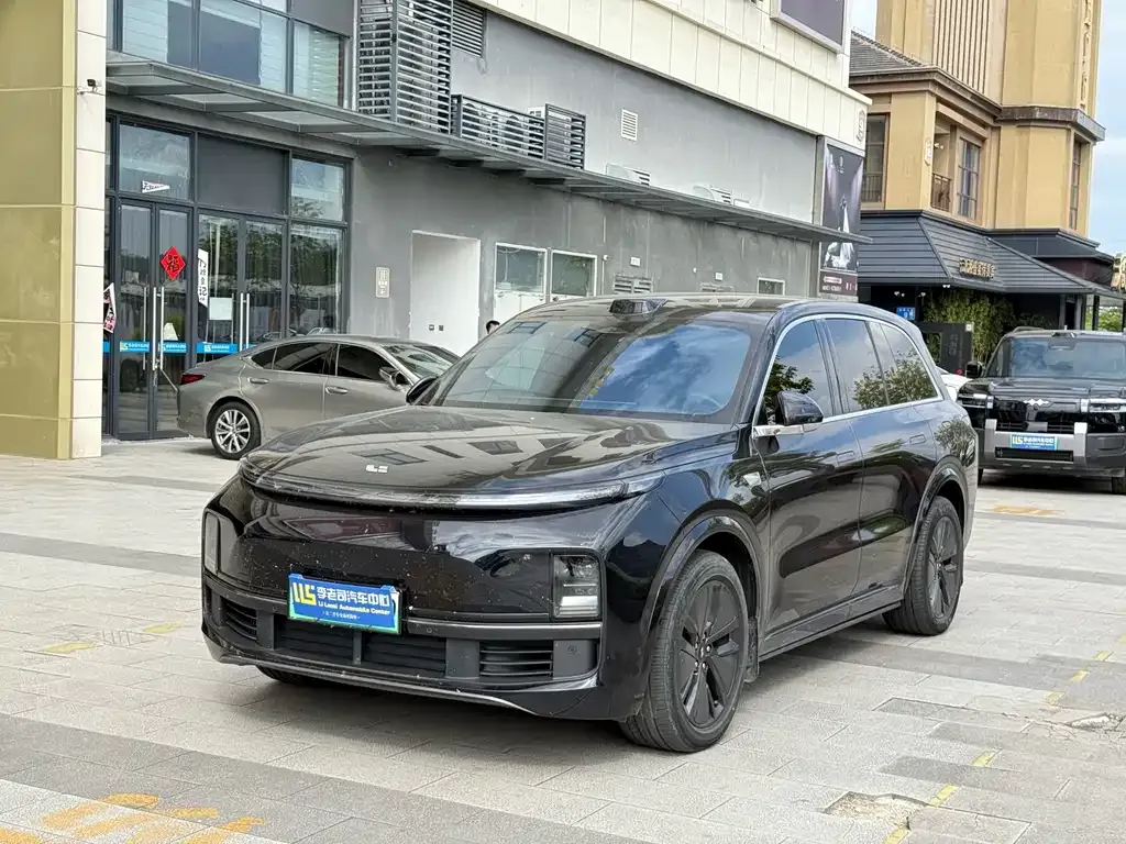 2024 Li Auto L8