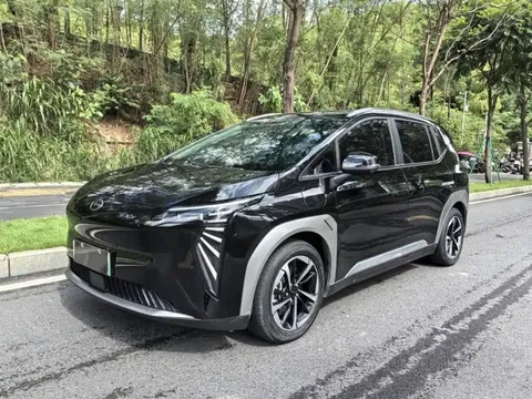 2022 Aion Y Plus 70 Smart Lead