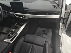 2020 Audi A4L 40 TFSI Luxury Dynamic, белый — фото 9