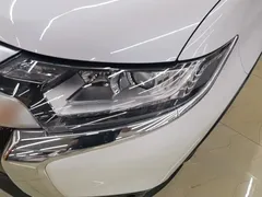 2020 Mitsubishi Outlander 2.0L 2WD Enjoy 7, белый — фото 5