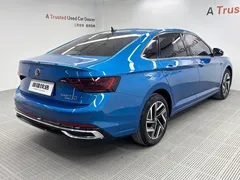 2023 Volkswagen Sagitar 280TSI DSG Plus, синий — фото 4