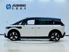 2025 Zeekr Mix Smart Driving, белый — фото 5